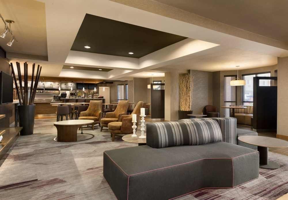 Courtyard By Marriott Bloomington Normal Hotel Exterior foto
